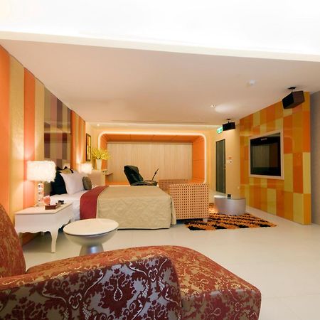 Harport Motel Kaohsiung Exterior photo